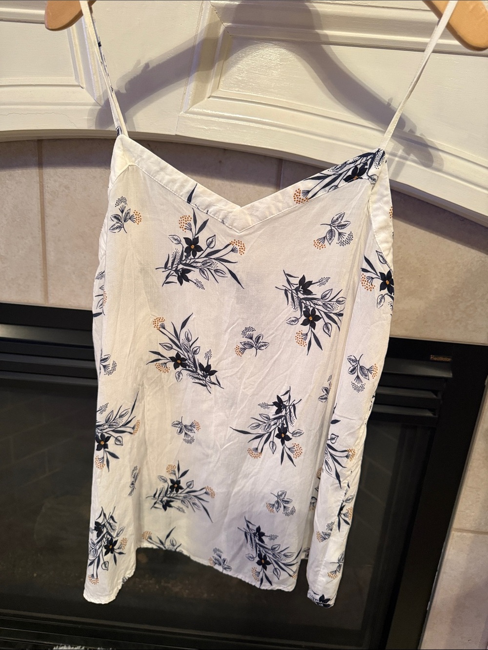 GAP White Spaghetti-Strap Floral Camisole with Navy and Gold Accents